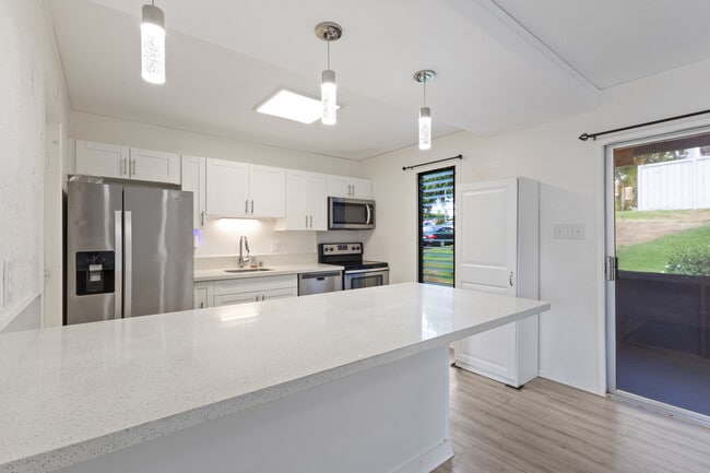 Building Photo - 108-829 Noelani St