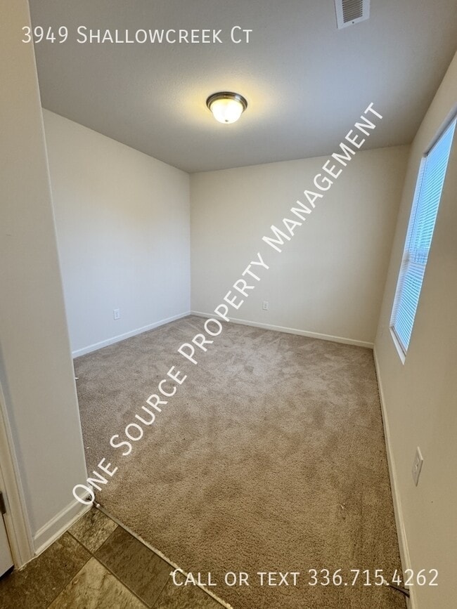 Photo - 3949 Shallowcreek Ct