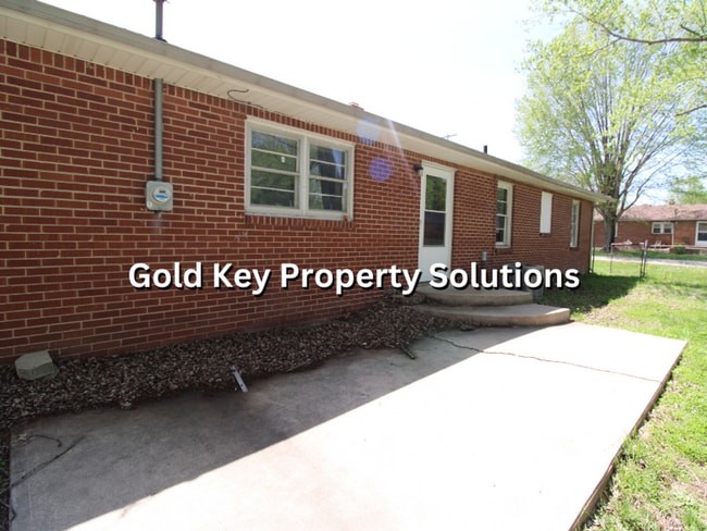 Photo - NORTH ANDERSON 3 BR 1 BA Brick Ranch with Central Air and Garage (NO SECTION 8)