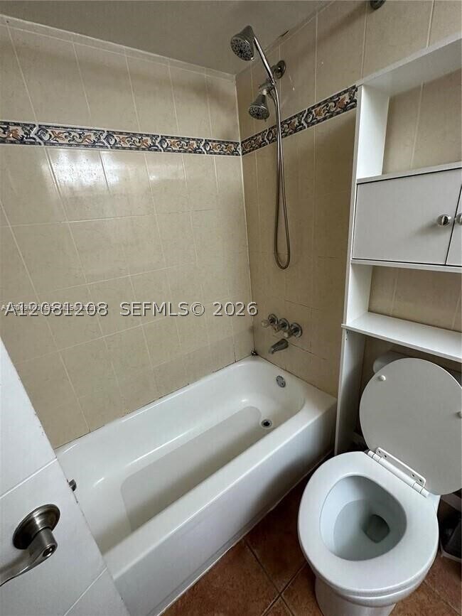 1801 S Treasure Dr Unit 112