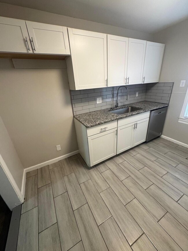 Photo - 14591 Mettetal St