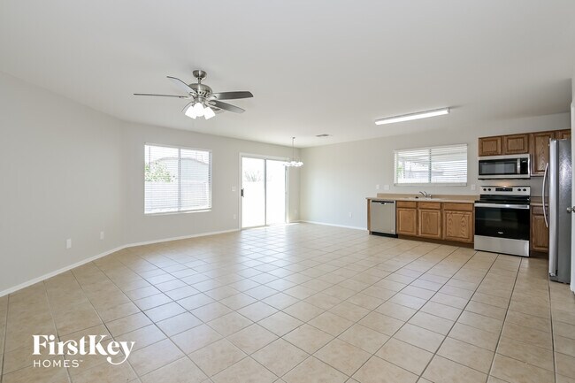Photo - 5747 W King Snake Dr