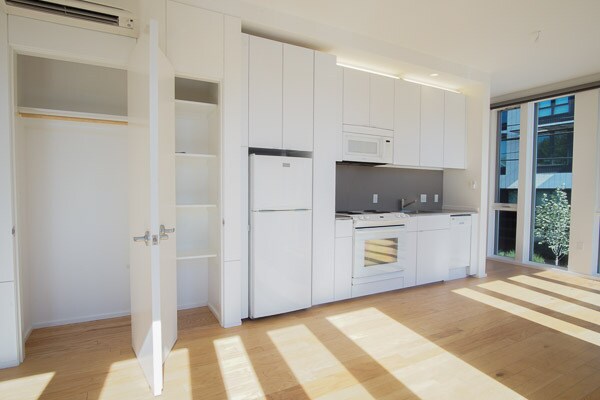 Photo - Incomparable Architecture in this 1 Bed + Bonus Room Townhouse! Unidad 1906 A