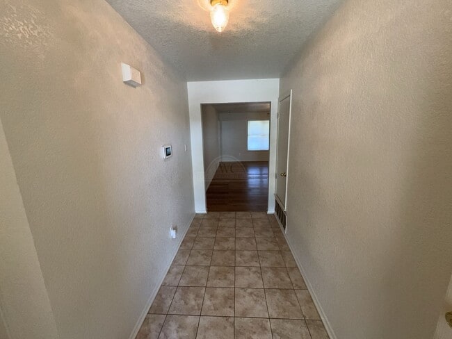 Photo - 621 Deloris Dr