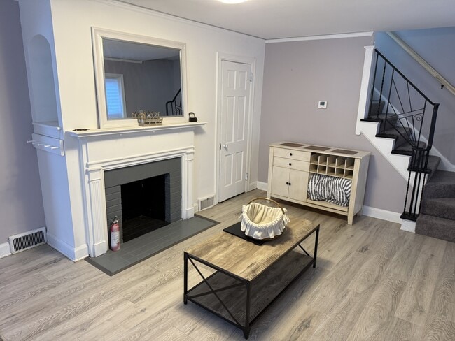 Photo - 35 Wildwood Dr