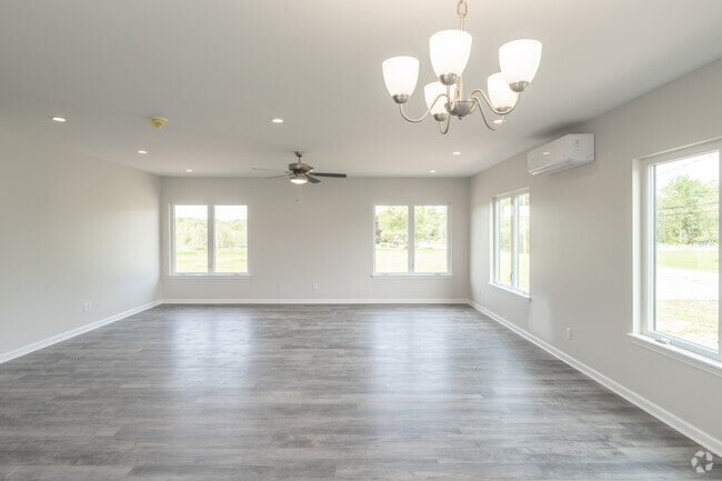 2 BR, 1BA - 1398SF - Living and Dining Area