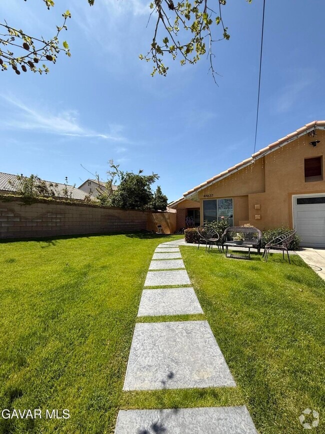 Building Photo - 44637 Cerisa St Rental