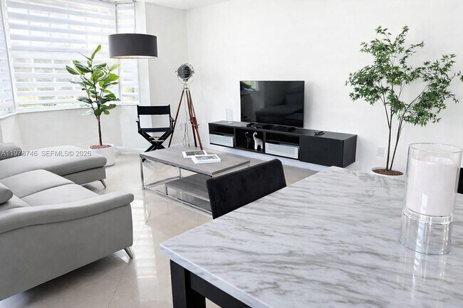 Photo - 19901 E Country Club Dr Unit 2101