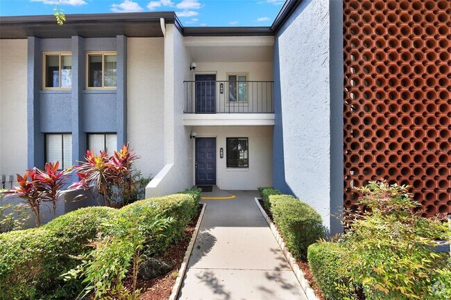 Building Photo - 2 Escondido Cir Unit 183 Rental
