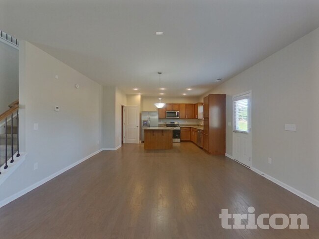 Photo - 280 Paulownia Cir