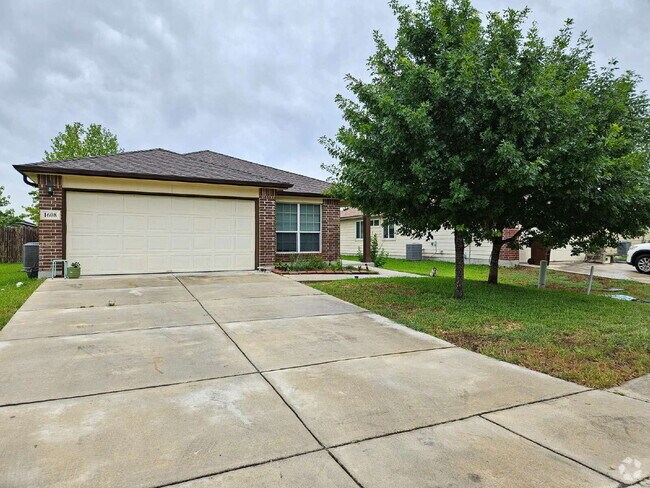 Building Photo - Charming 3-Bed Oasis in Lockhart with Styl... Rental