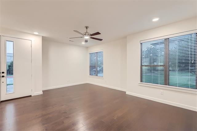 Photo - 401 Division St