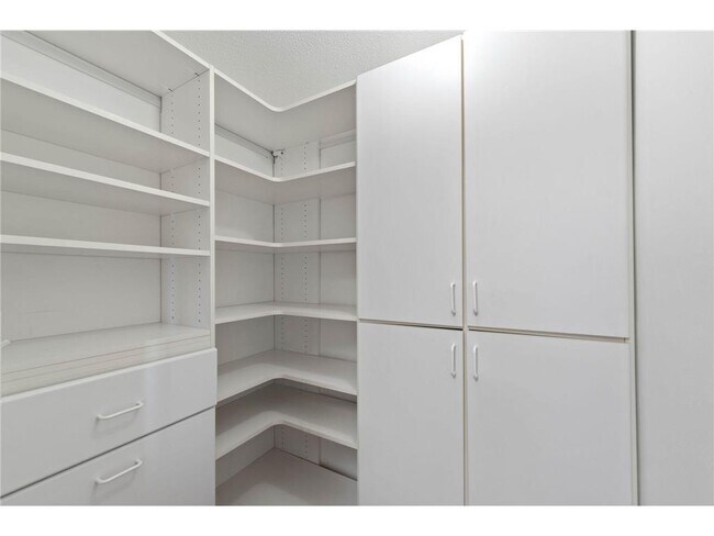 Photo - 433 S 7th St Unit 2308