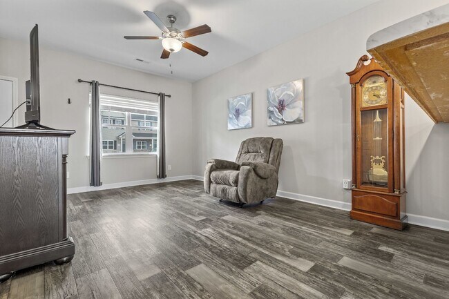 Photo - Marshall Farms Beauty with Dual Suites & Open-Concept Living
