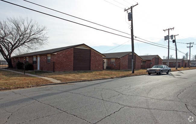 Photo - Bryant Apartments