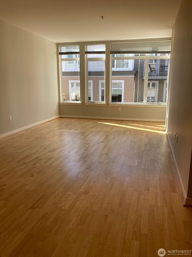 Photo - Harbor Square Condominium Unidad B318