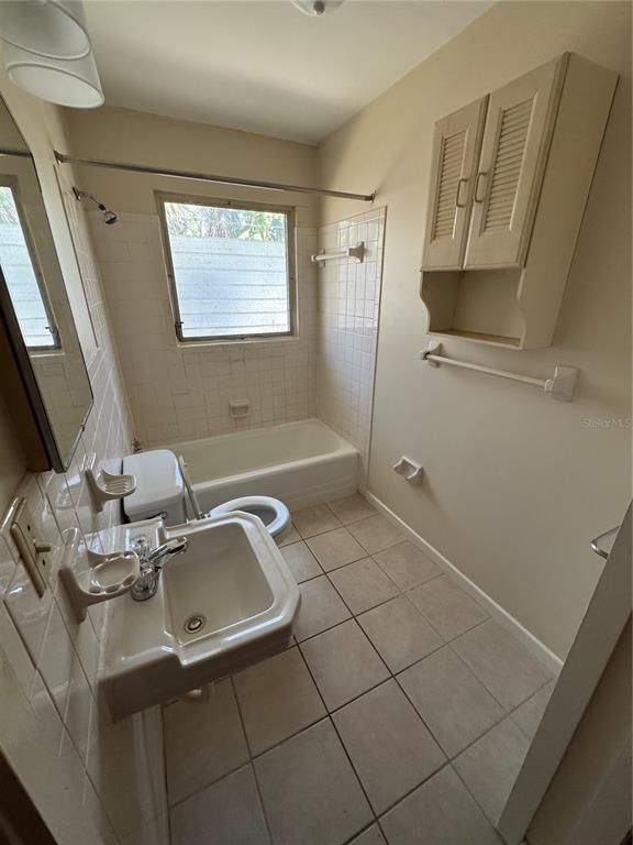 Photo - 242 Cedar St