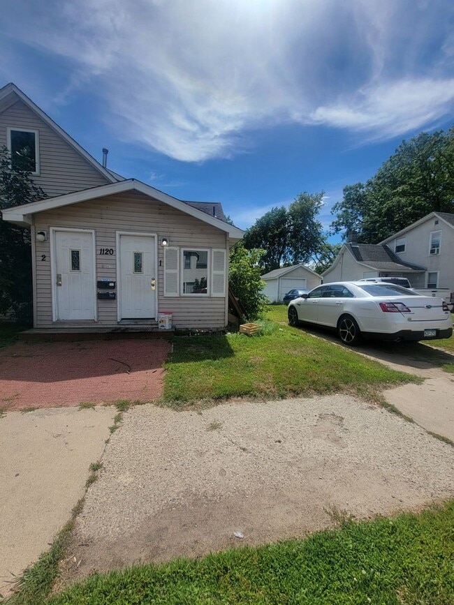 Photo - 1120 Pine St Apartment Unit 1120 Pine St  #1