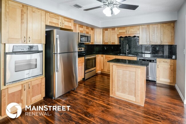 Photo - 610 Charlotte Ave