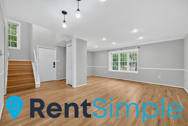 Photo - 6027 Scarborough Commons Ln