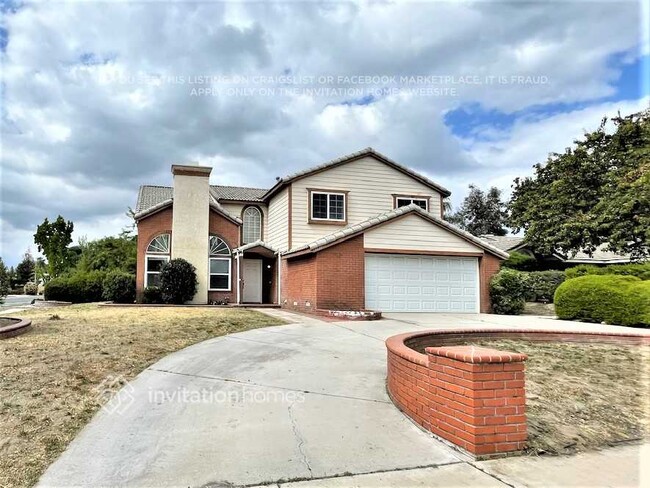 Building Photo - 1601 E Colton Ave Rental