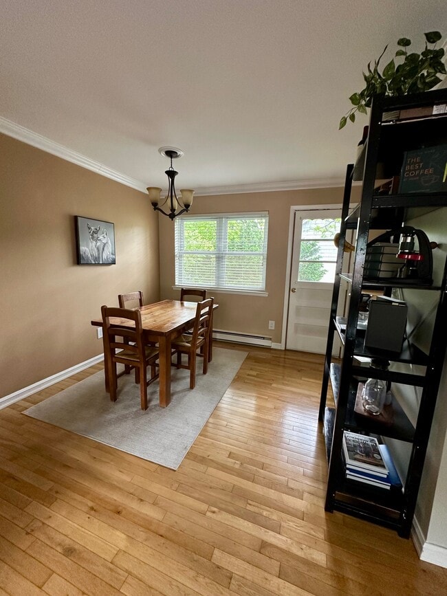 Photo - 422 Ringwood Ave Unit A208