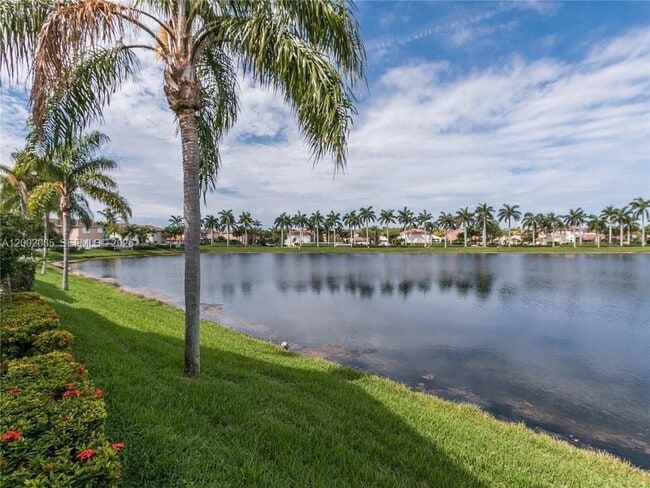 Photo - 1590 Seagrape Way