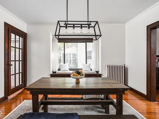 4643 Rookwood Avenue dining room - 4643 Rookwood Ave