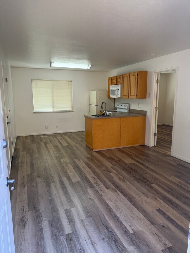 Photo - 2470 Bella Vista Ave Unit A