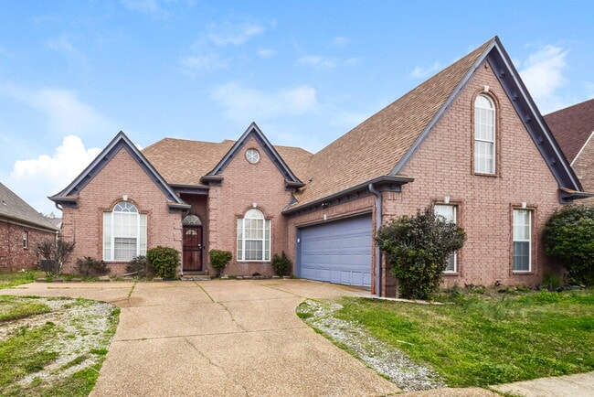 Building Photo - 7142 Fernbank Ln