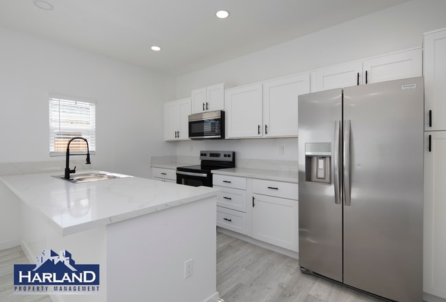 Photo - 3312 Idlewild Way