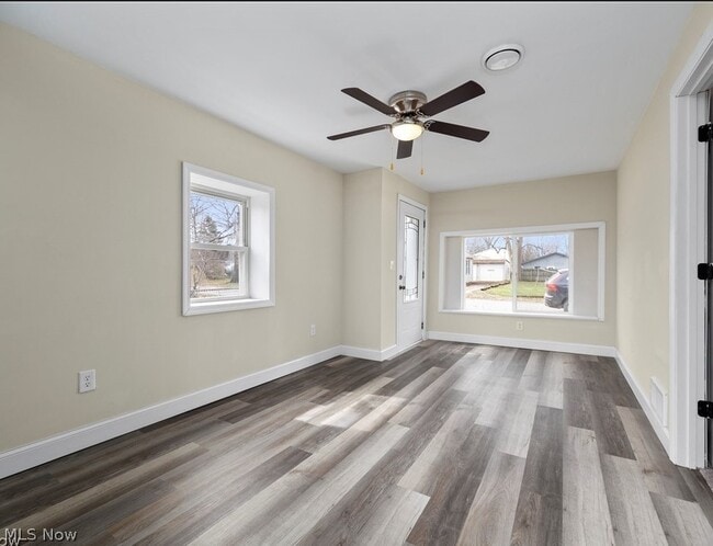 Photo - 303 Delamere Rd