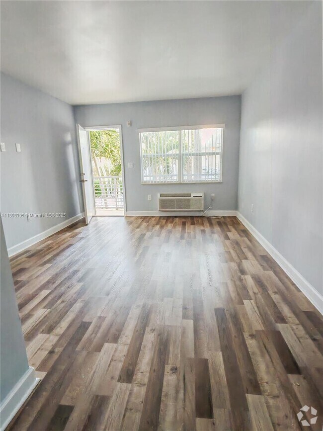 Building Photo - 8000 NE Bayshore Ct Unit 101 Rental