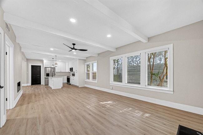Photo - 1821 Harold St