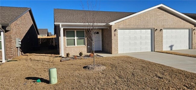 Photo - 526 NW 68th Ave