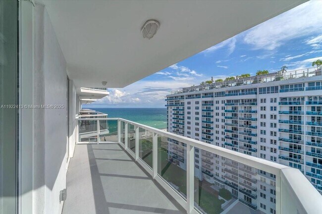 Photo - 2401 Collins Ave Unit 1807