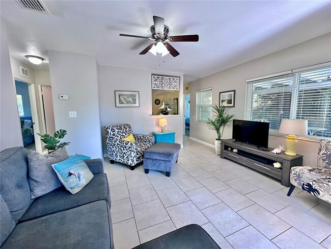 Photo - 5417 Jersey Ave S