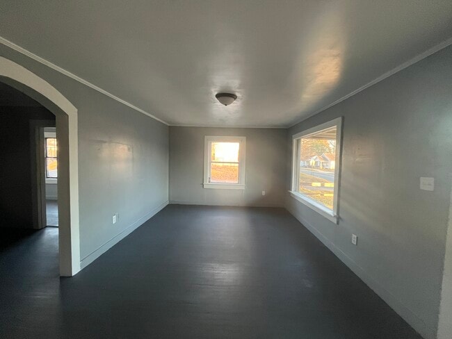 Photo - 1200 W Pleasure Ave