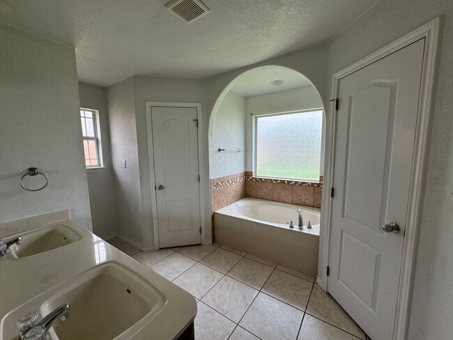 Photo - 360 Virtual Tour Available