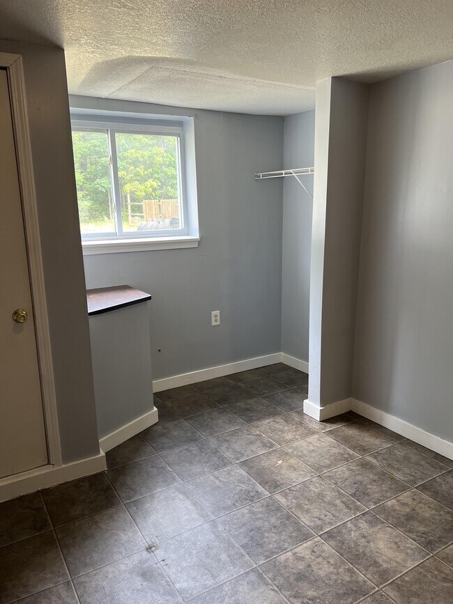 Photo - 6190 Whitehall Rd