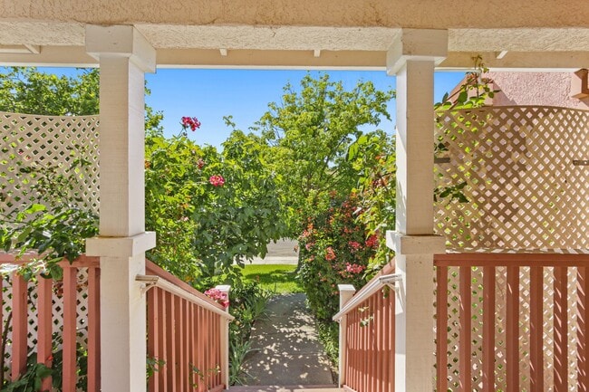 Photo - 3 Bedroom in Mace Ranch