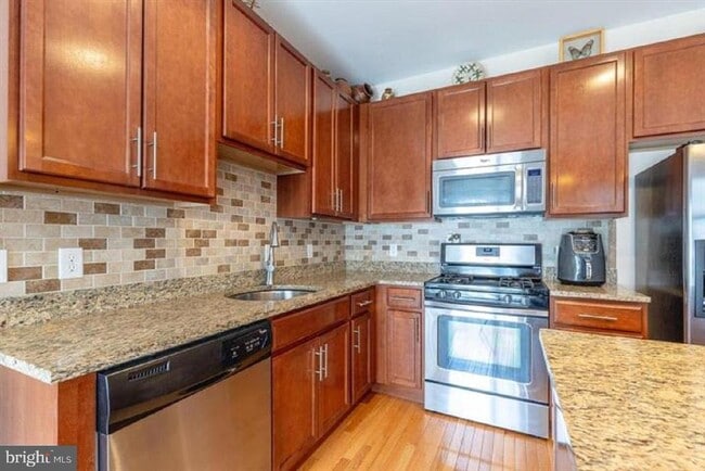 Photo - 128 Justin Dr