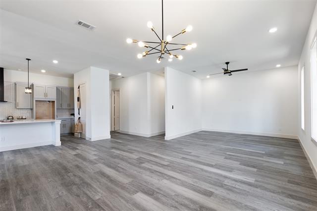 Photo - 1008 W Walker St