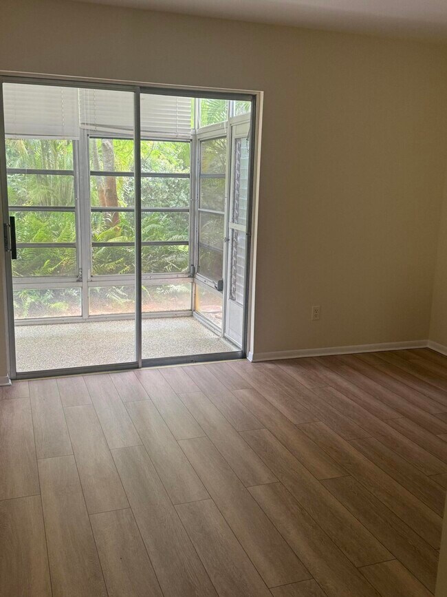 Photo - 2929 SE Ocean Blvd Unit 122-4