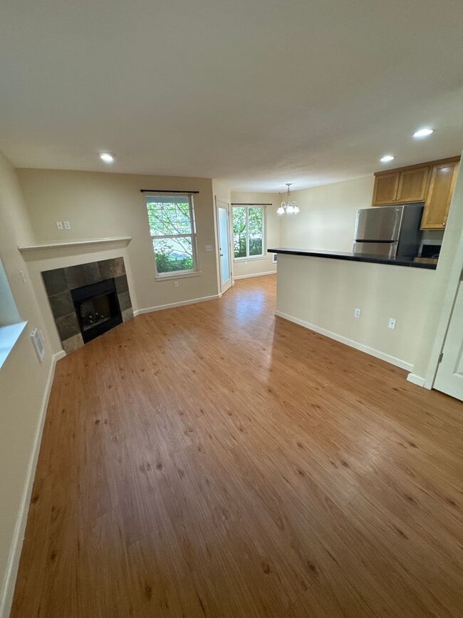 Photo - Beautiful 1 Bedroom 1 Bath Condo Located in Grand Oaks!