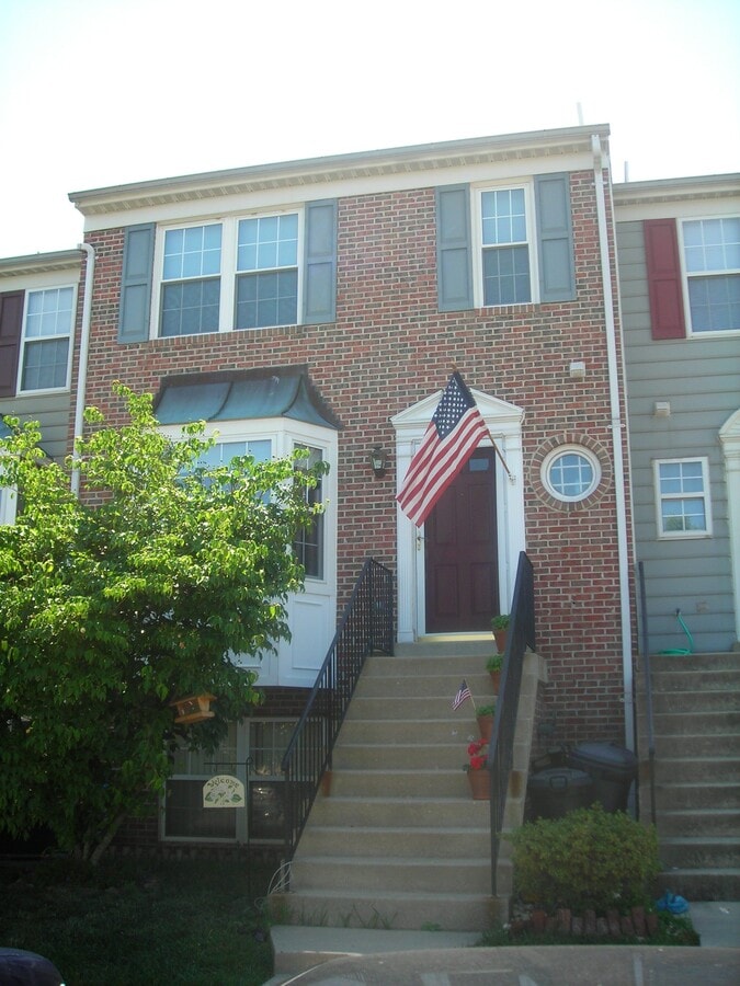 Photo - 2485 Wentworth Dr Townhome