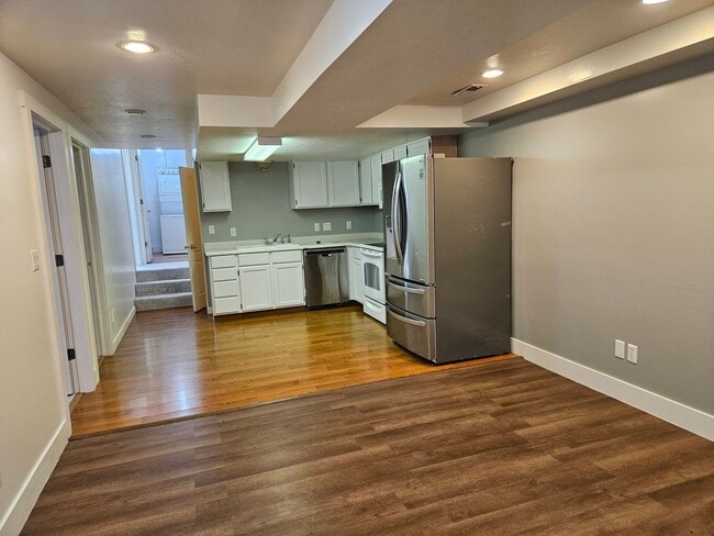 Photo - 4698 Colander Dr Unit B
