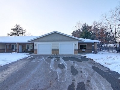 Photo - 5916 Delikowski St