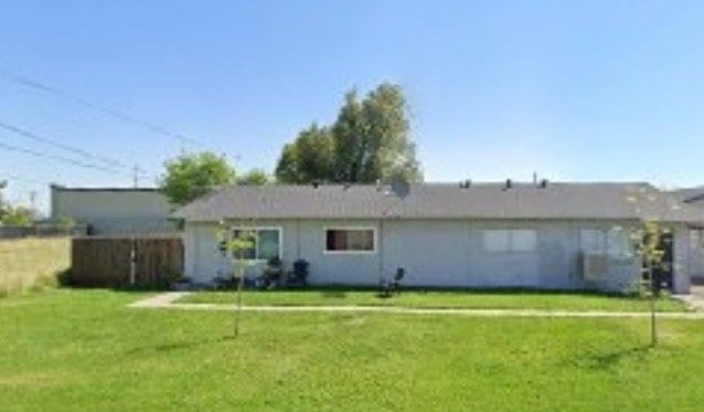 Building Photo - 1782 Woodland Dr