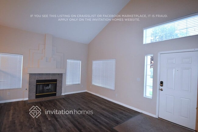 Photo - 7805 Robinglen Ave